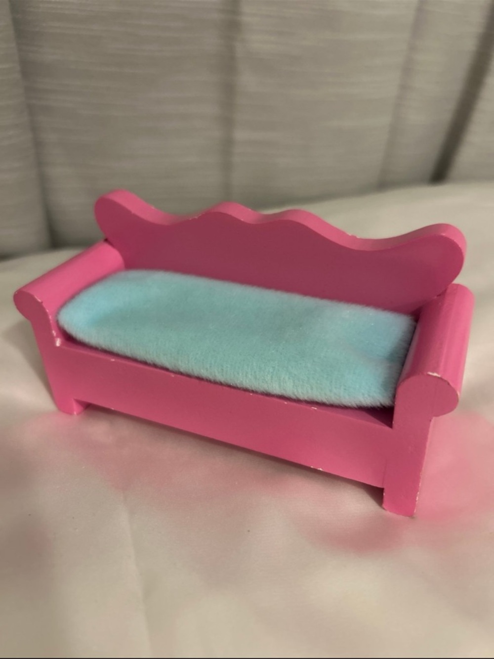 Pink Wooden COUCH Dollhouse Furniture 5x3